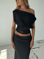 Lace Top with Inclined Shoulder